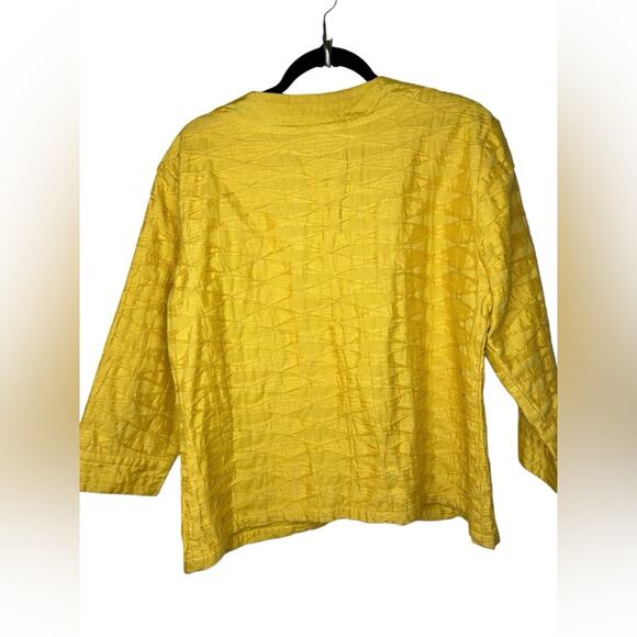 Chicos Size 2 Unique Yellow Button jacket with design - Picture 4 of 8